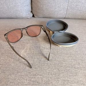 Women’s folding sunglasses with case